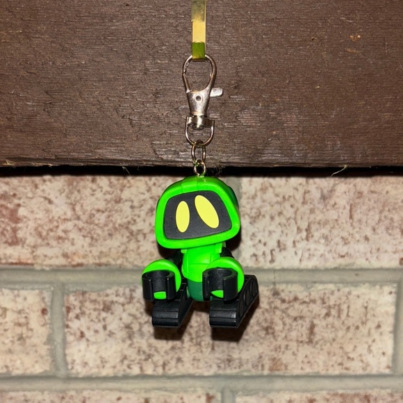 Accessories - Boogie bot keychain